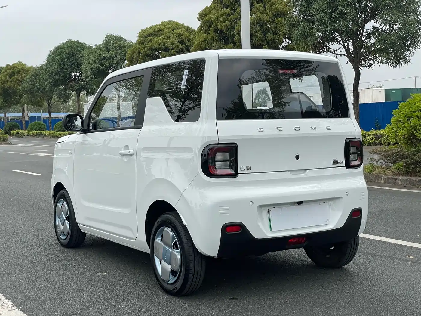 GEELY GALAXY PANDA