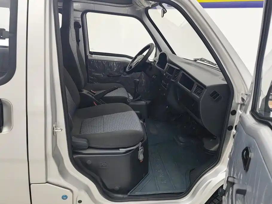Wuling Motors Wuling Zhiguang 2024 2023 1.5L Utility 5/7-seater