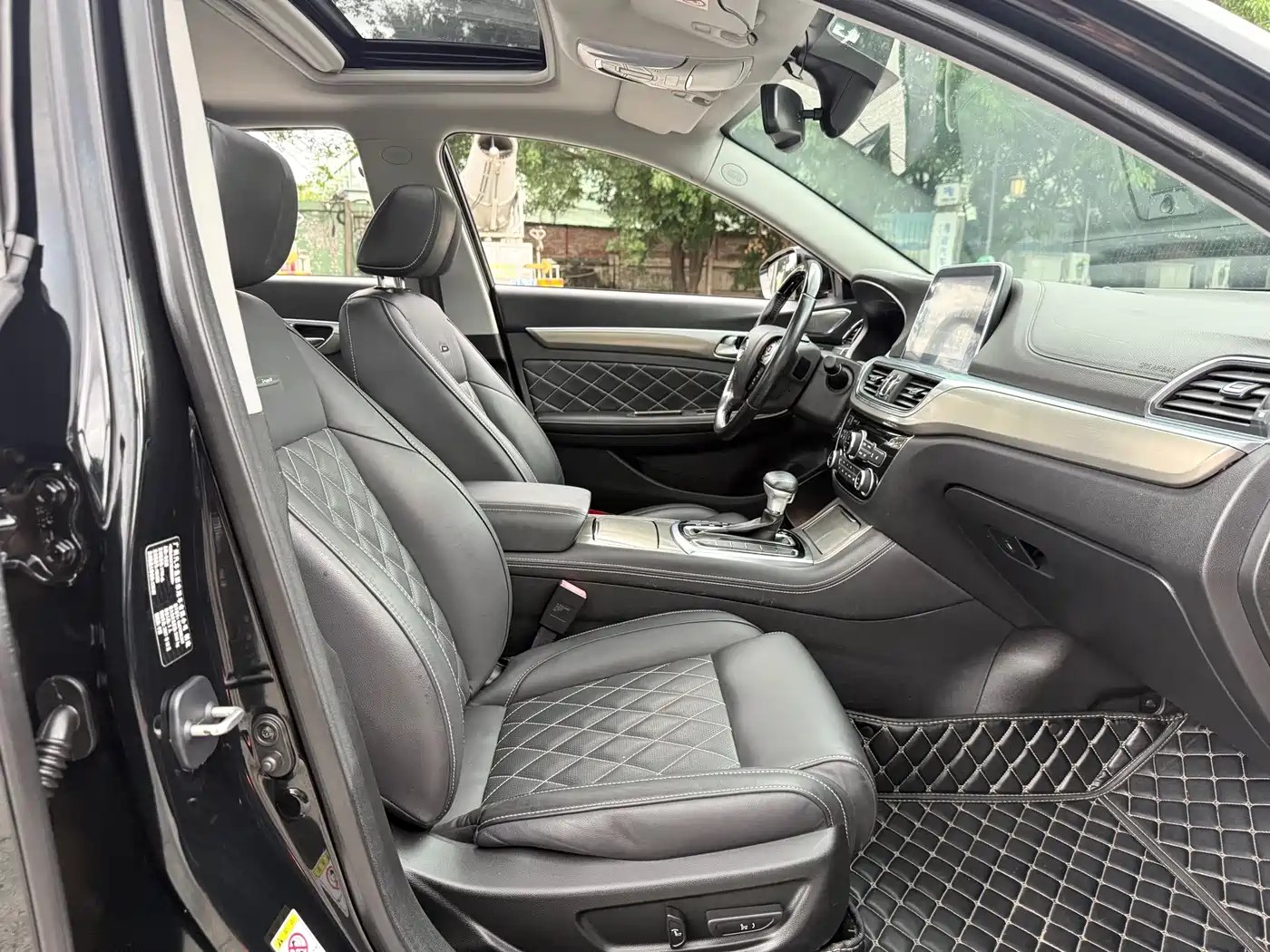 GAC Trumpchi Trumpchi GA8 2017 280T Premium Edition фото 18