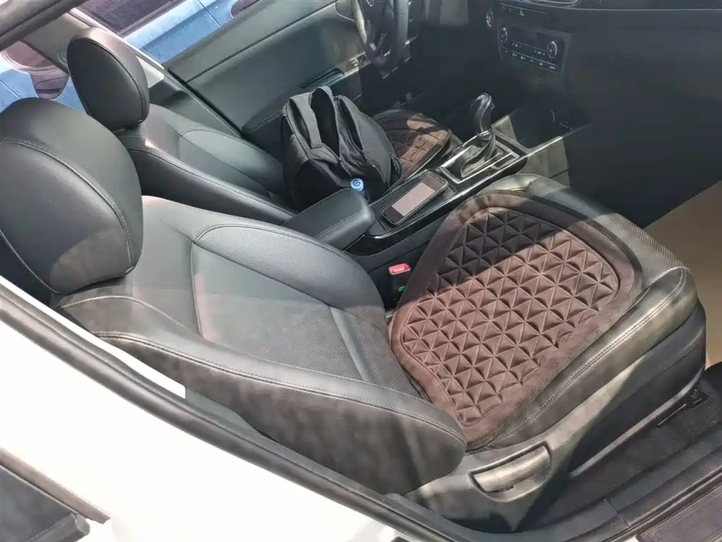 Hyundai Mistra 2016 1.8L Automatic Smart GLS фото 25