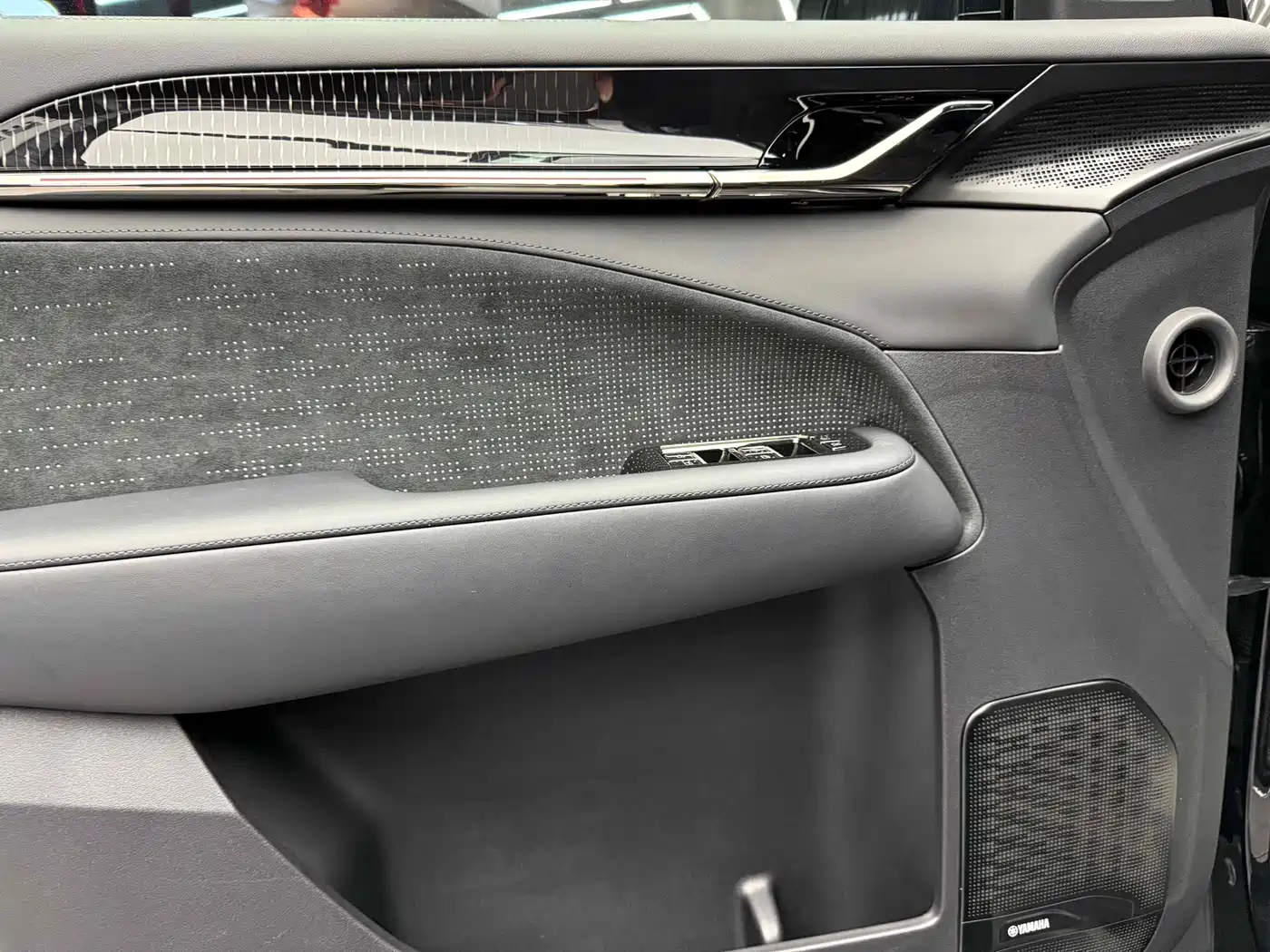 ZEEKR EXTREME KRYPTON 009