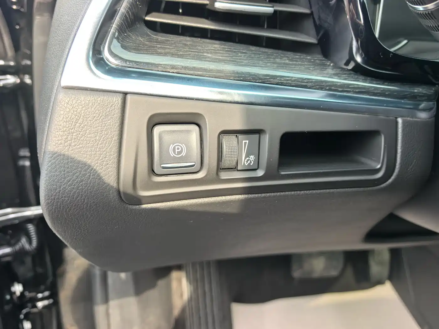 Cadillac XT5 2021 2.0T 2WD Luxury Edition фото 14