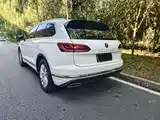 Фото 6 - Volkswagen Touareg
