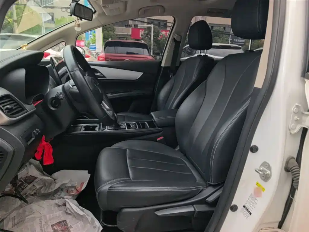 BYD Song MAX 2021 Upgrade 1.5T Automatic Luxury Edition 6-Seater фото 15