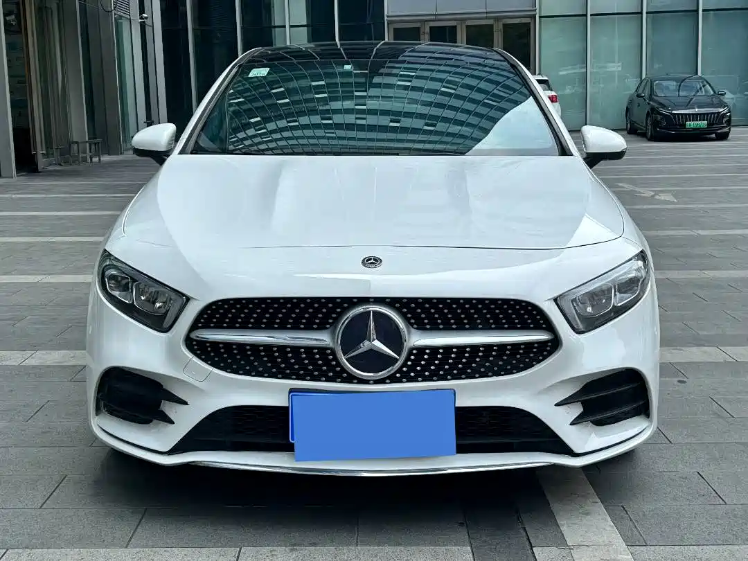 Mercedes-Benz A-Class 2020 A 200 L фото 2