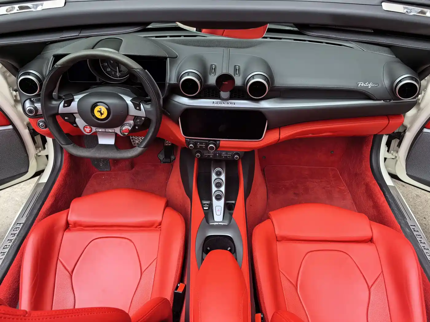 Ferrari Portofino 2019 2018 Model 3.9T