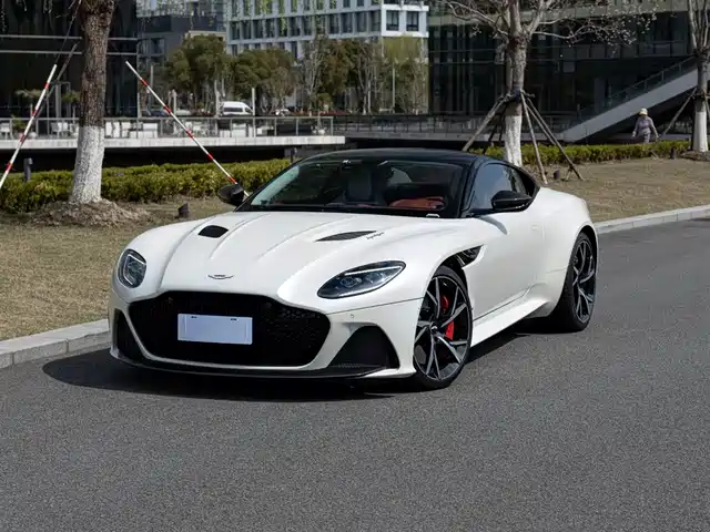  Aston Martin Aston Martin DBS 2019 DBS Superleggera V12 Coupe