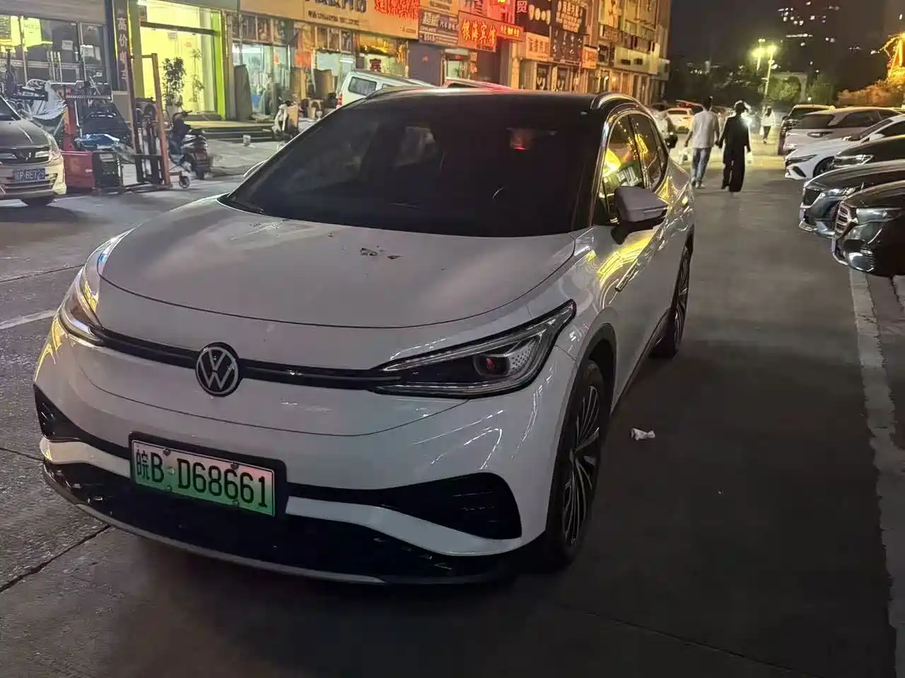 صورة 1 - Volkswagen ID.4 X