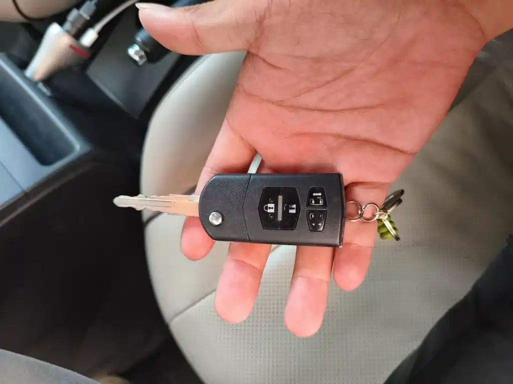 Mazda Mazda5 2015 2013 2.0L Automatic Luxury