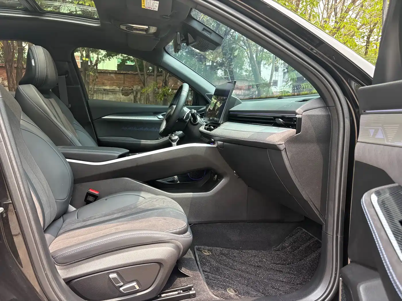 GEELY AUTOMOBILE XINGRUI