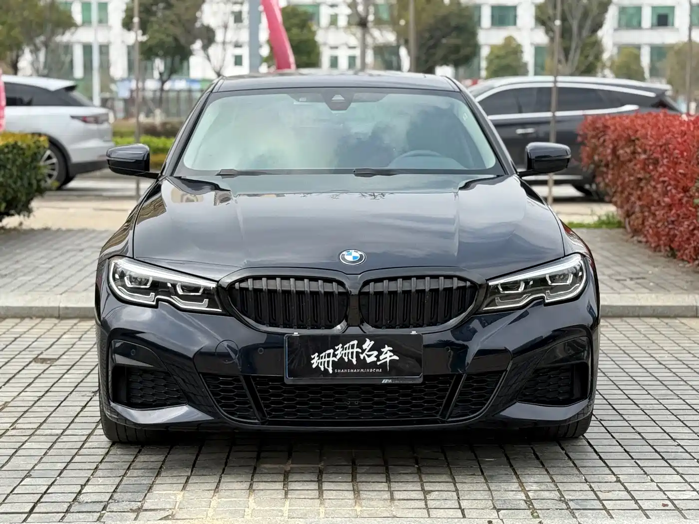 BMW 3 SERIES