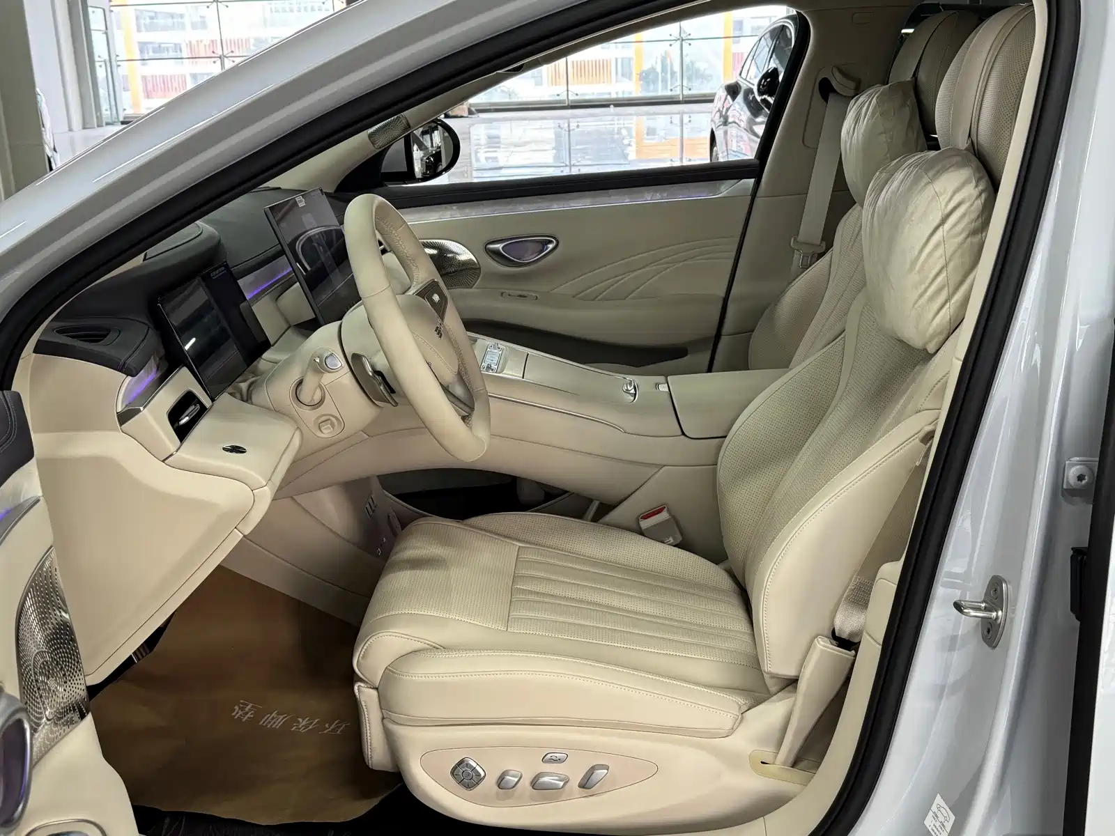 Photo 6 - BYD Seal 08