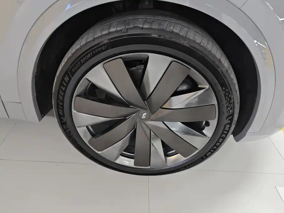 Li Auto Li Xiang L9 2026 2026 Base Model