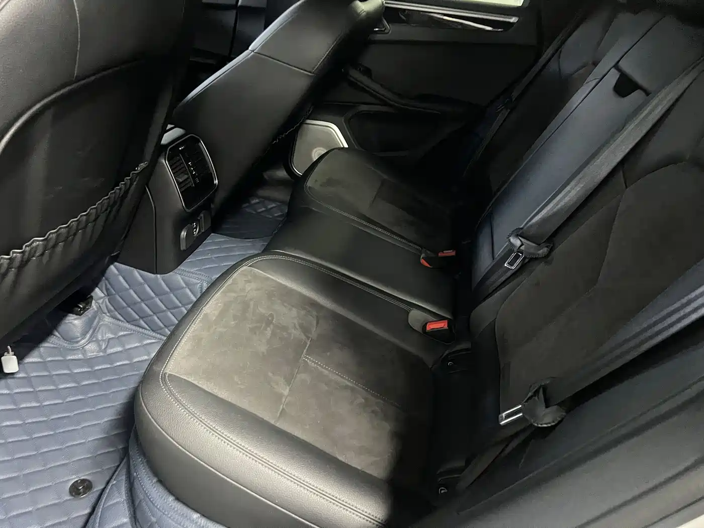Porsche Macan 2020 Macan 2.0T фото 11