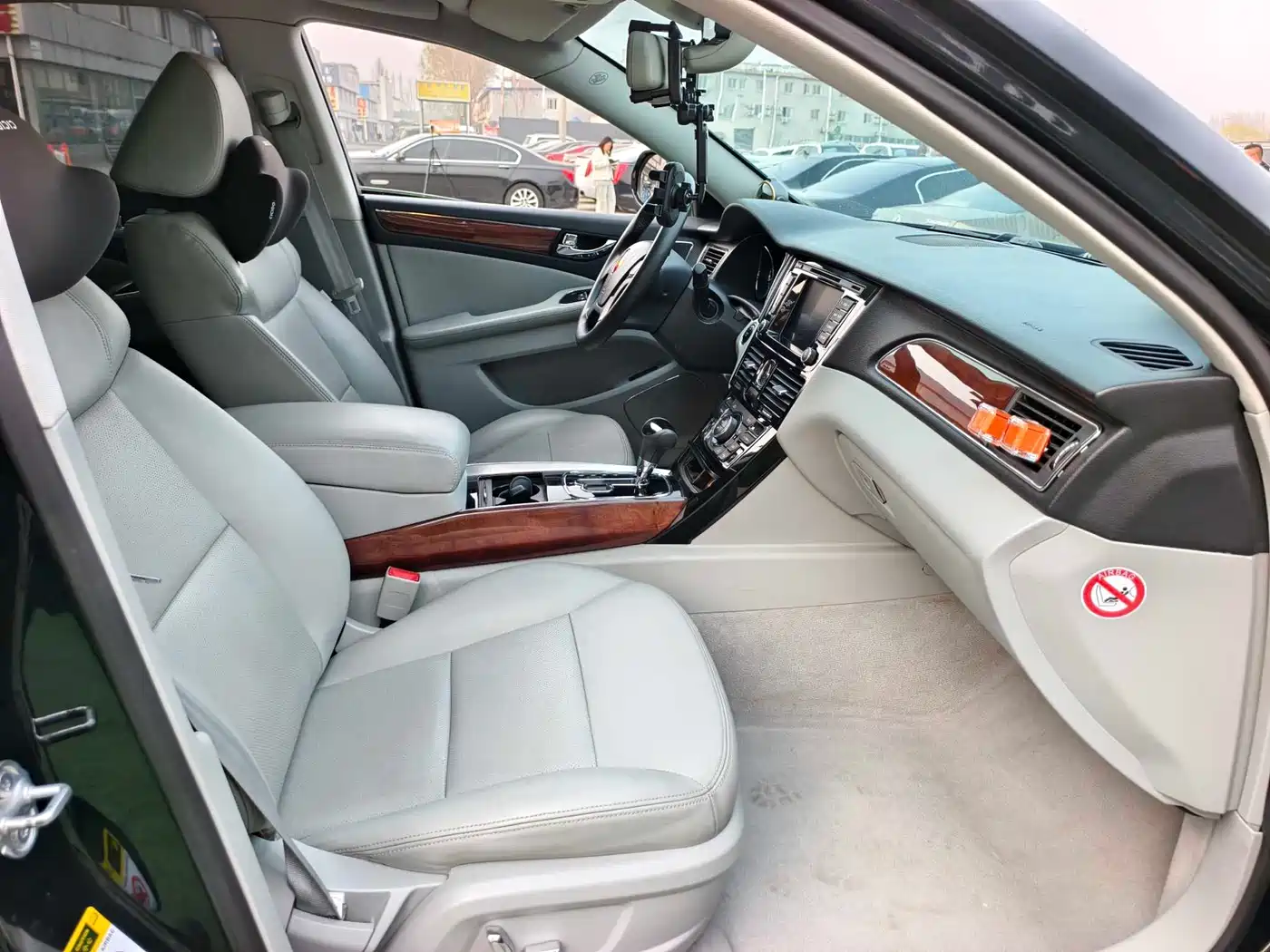 Hongqi H7 фото 16