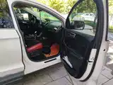 Фото 18 - Ford Edge
