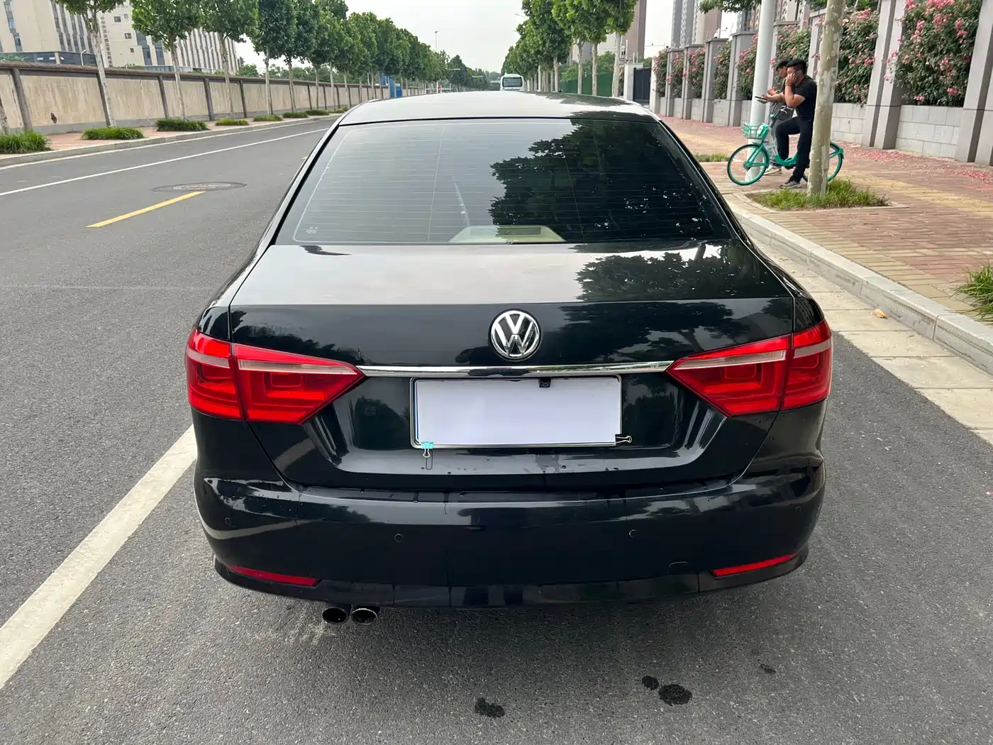 Volkswagen Lavida 2013 Facelift Classic 1.6L Automatic Comfort фото 13