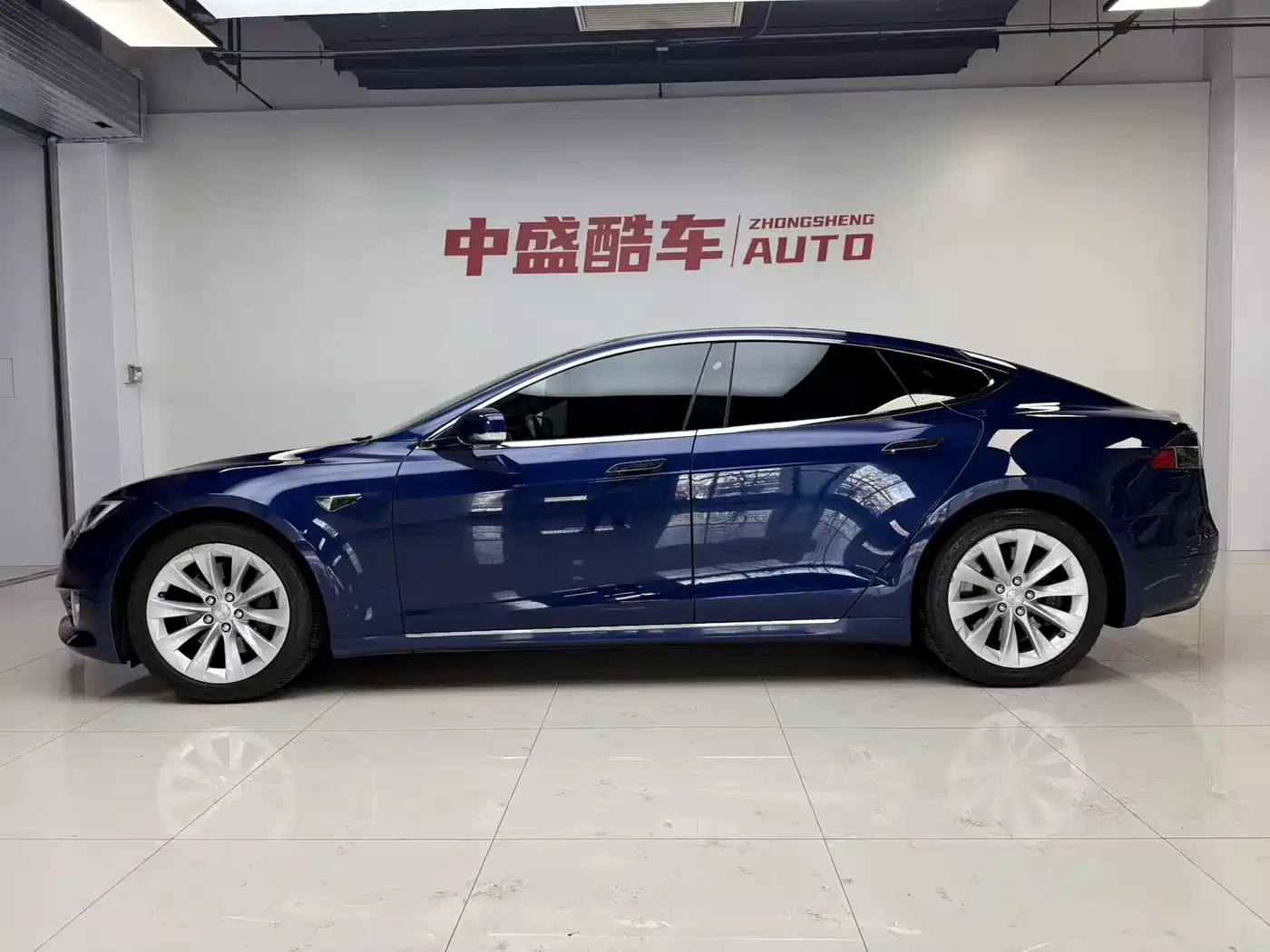 TESLA MODEL S
