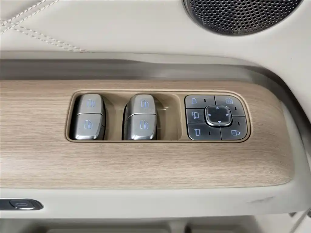 Chery Fengyun Fengyun T11 2024 Base Model фото 9