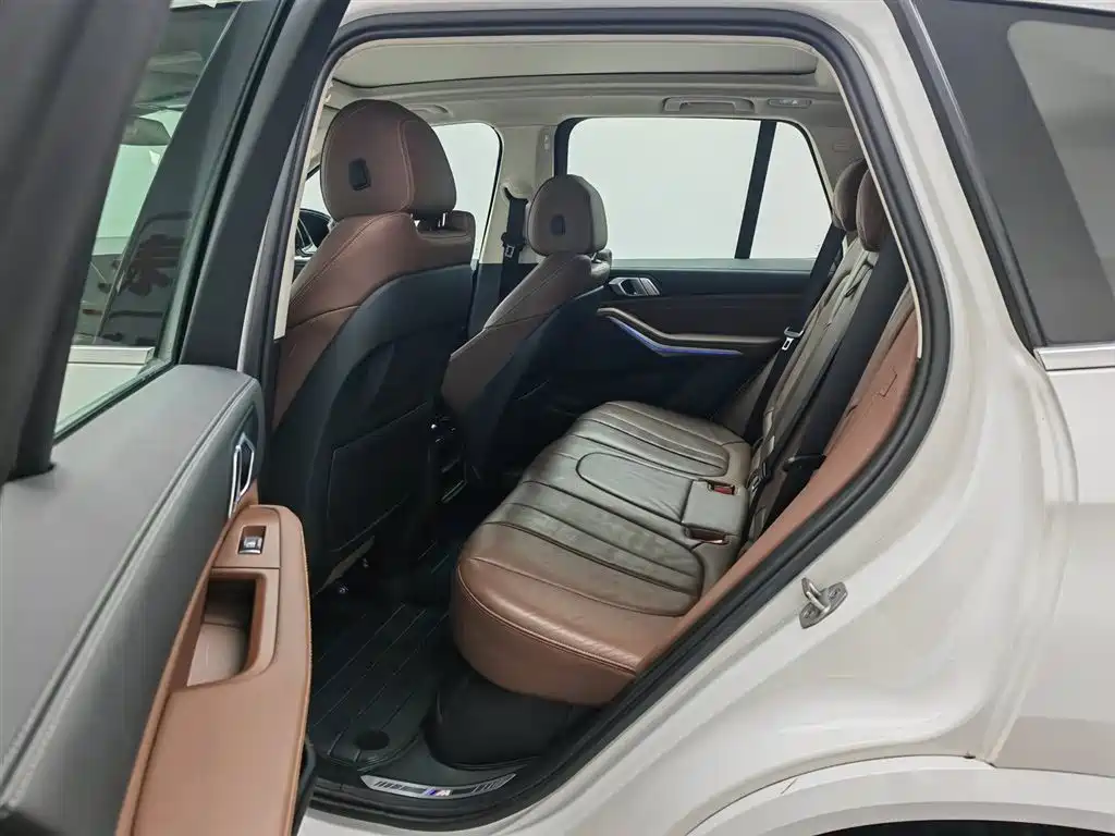 BMW X5 (Import) 2020 xDrive30i M Sport Package фото 15