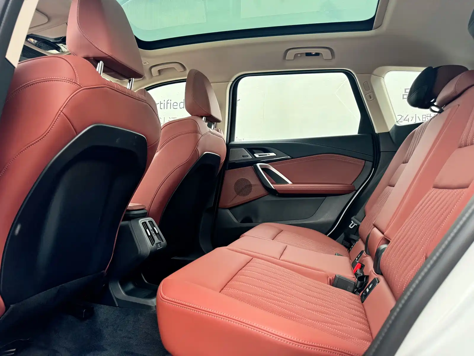 Фото 11 - BMW X1