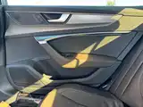 Photo 18 - Audi A7L
