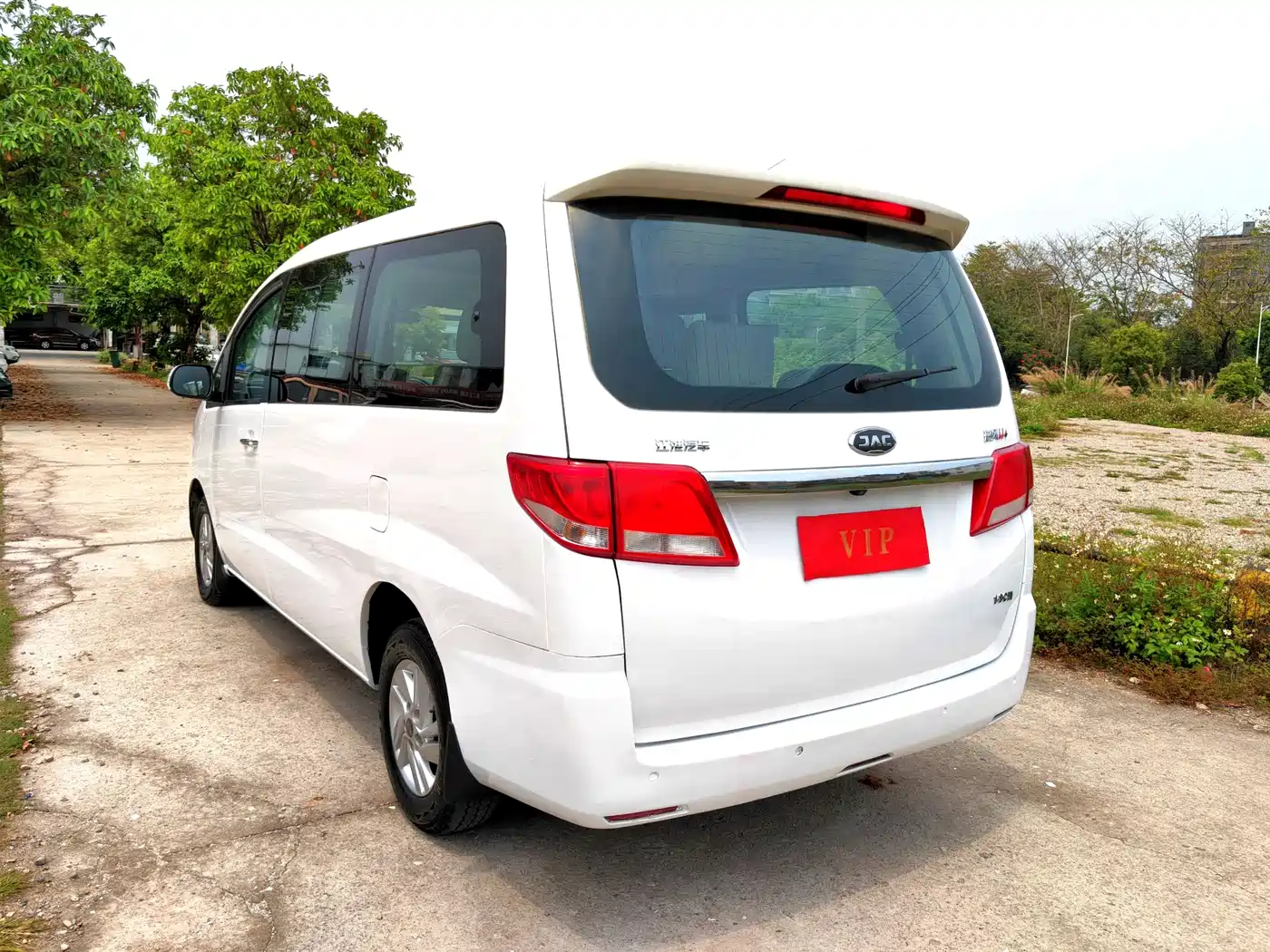 Фото 6 - JAC Refine Refine M4