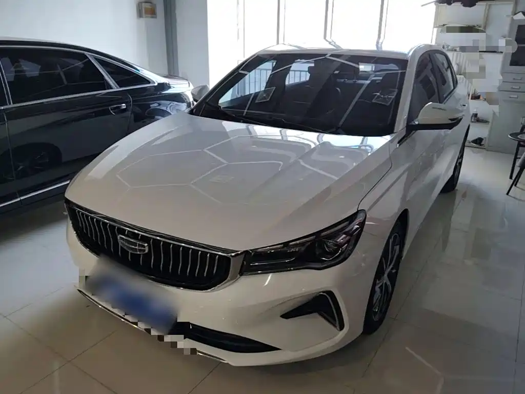 Geely Emgrand 2022 — пригон из Китая
