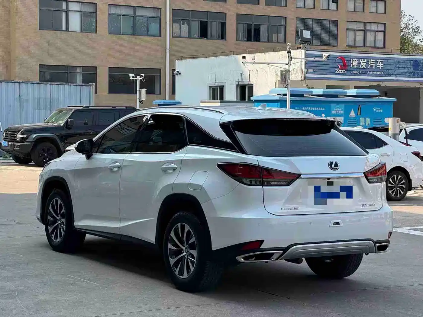 Lexus RX 2020 Facelift 300 2WD Elite Edition фото 9