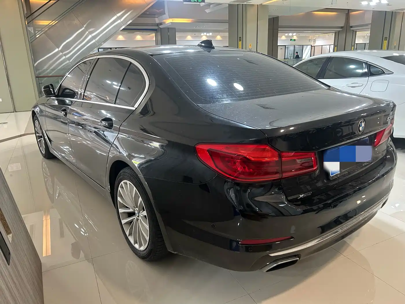 BMW 5 Series 2018 Facelift 530Li Leading Luxury Package фото 23