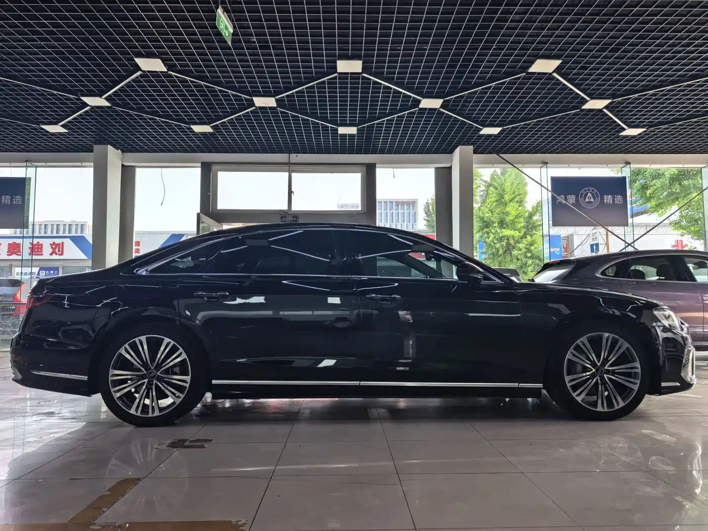 Audi A8 2024 Model A8L 50 TFSI quattro Premium Selection фото 15