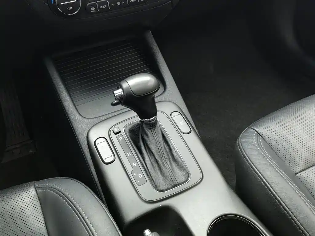 Kia K3 2013 1.6L Automatic Premium фото 13