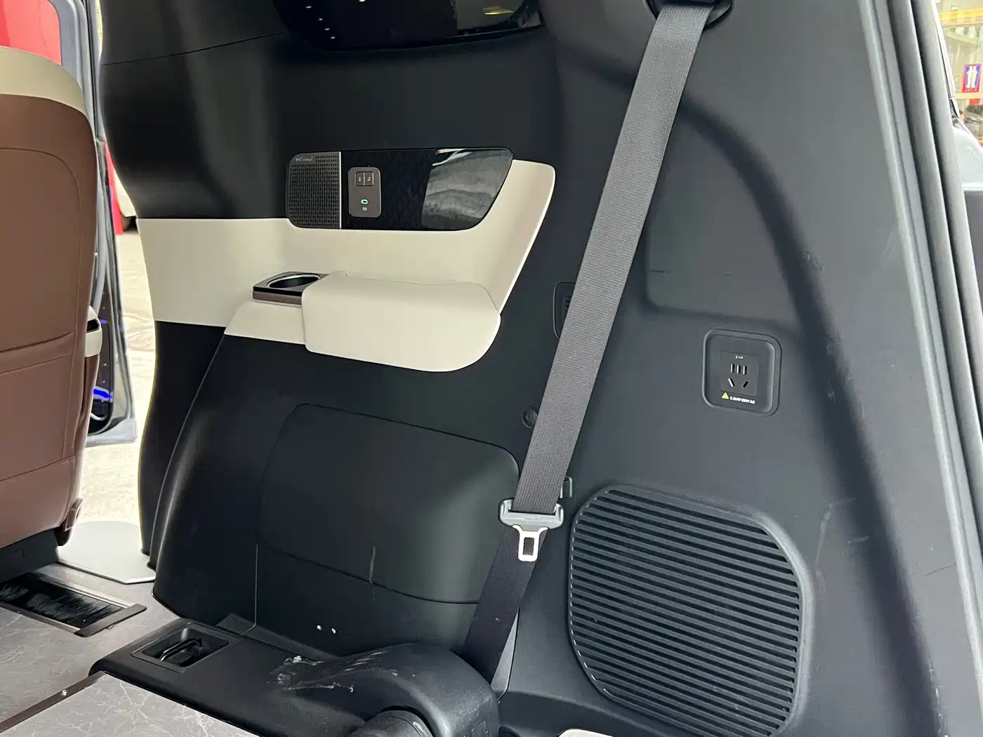 BYD Xia 2025 2025 DM-i 1.5T 180km Excellence