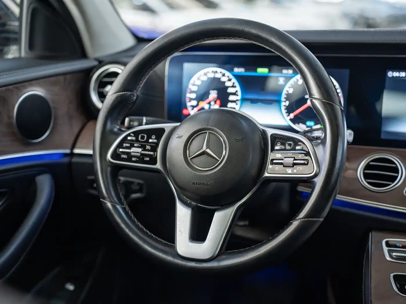 Mercedes-Benz E-Class 2019 E 260 L фото 10