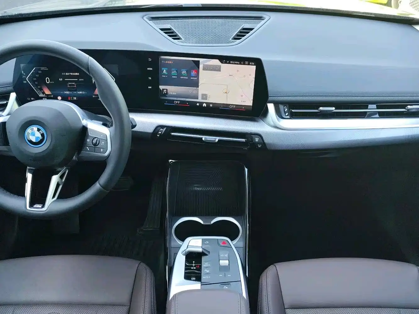 BMW iX1 2025 eDrive25L M Sport Package фото 4