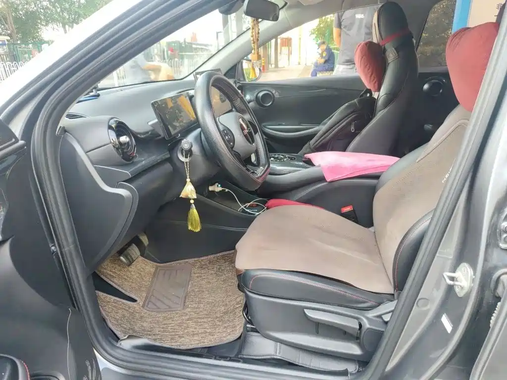 Фото 8 - BYD e2