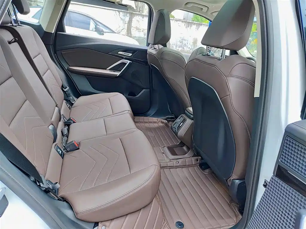 BMW iX1 2025 eDrive25L X Design Package фото 11