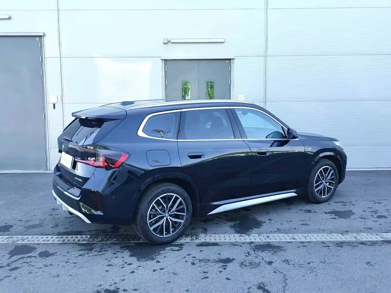 BMW iX1 2025 eDrive25L M Sport Package фото 8