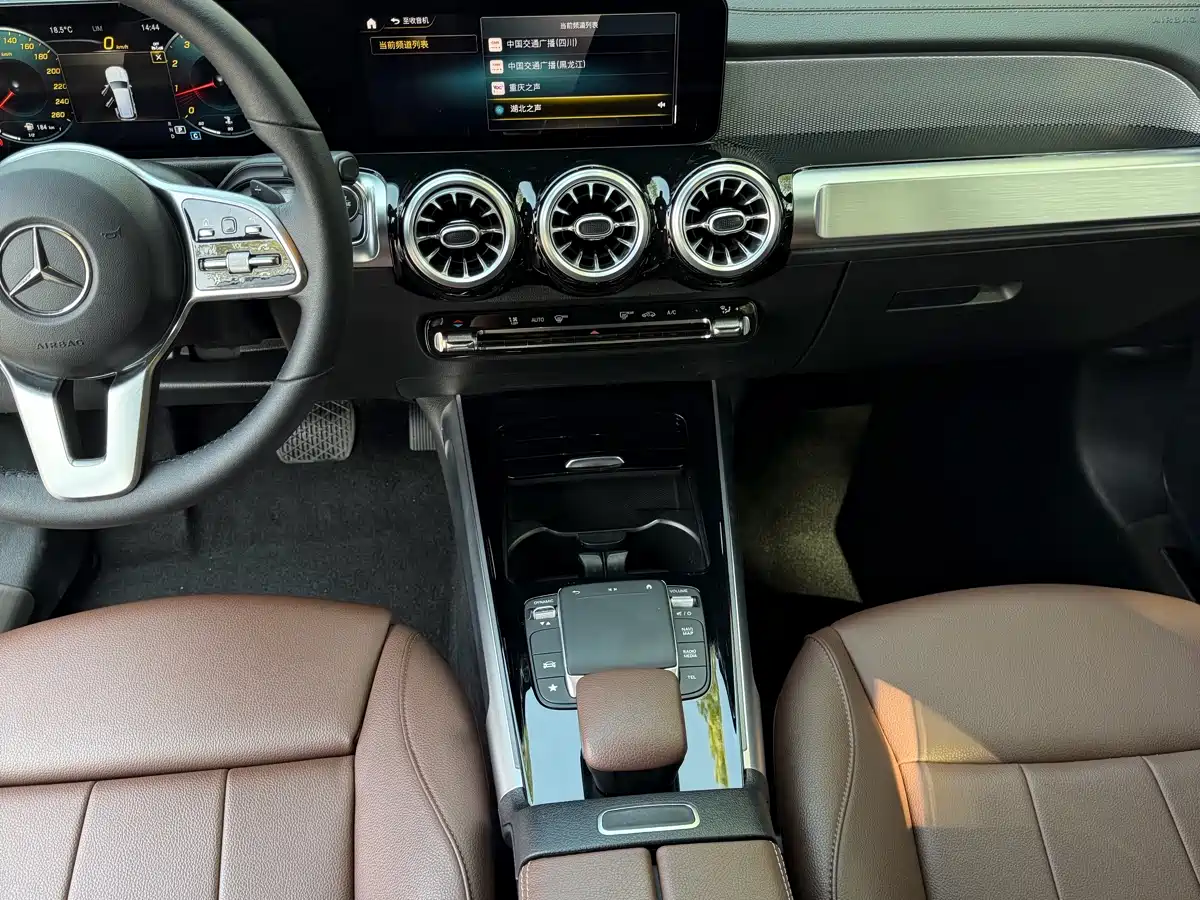 Mercedes-Benz GLB 2023 GLB 200 Dynamic фото 7