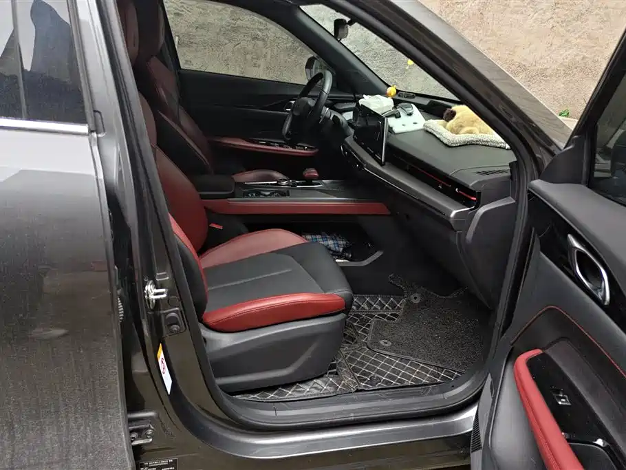 CHANGAN CHANGAN AUCHAN Z6