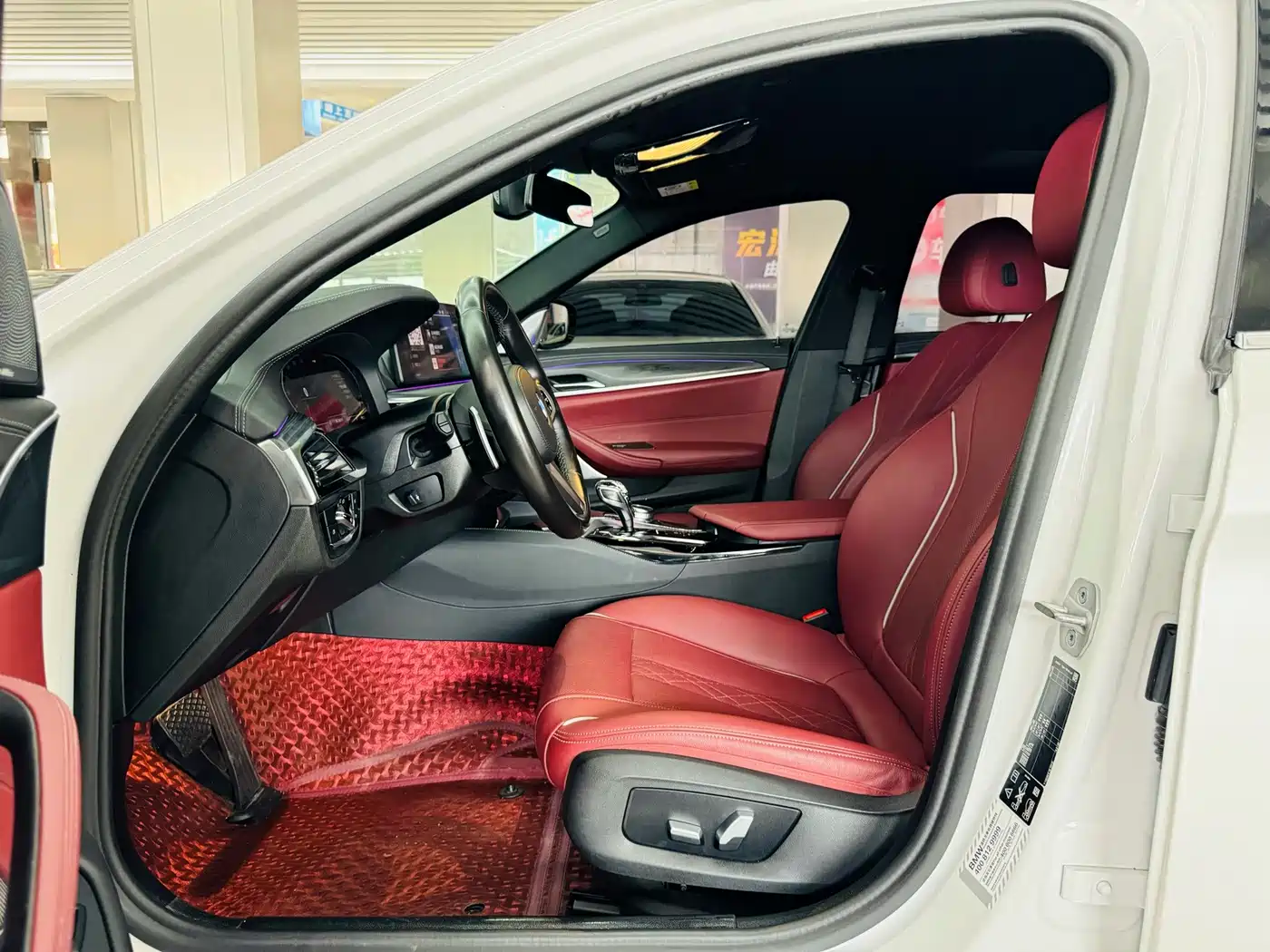Фото 4 - BMW 5 Series