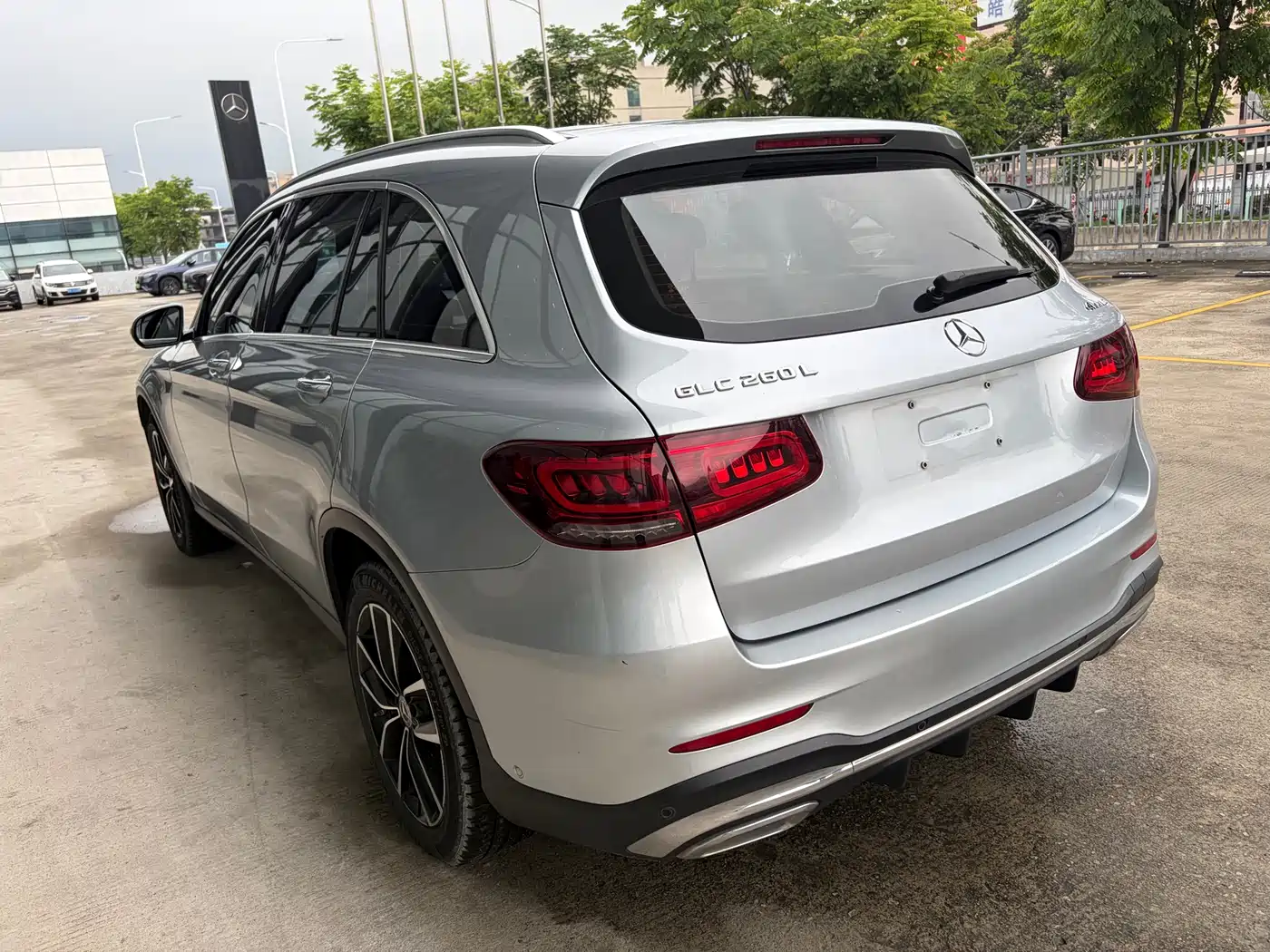 Mercedes-Benz GLC 2020 Facelift GLC 260 L 4MATIC Luxury фото 8