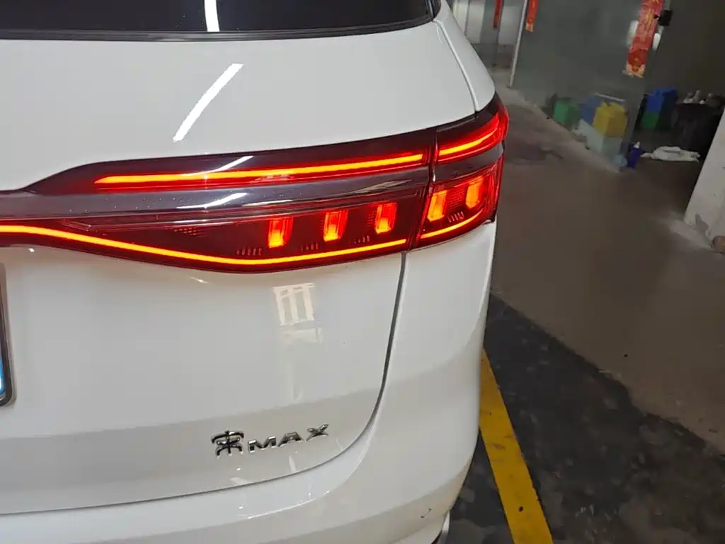 BYD Song MAX 2022 2021 Upgrade 1.5T Automatic Luxury Edition 7-Seater