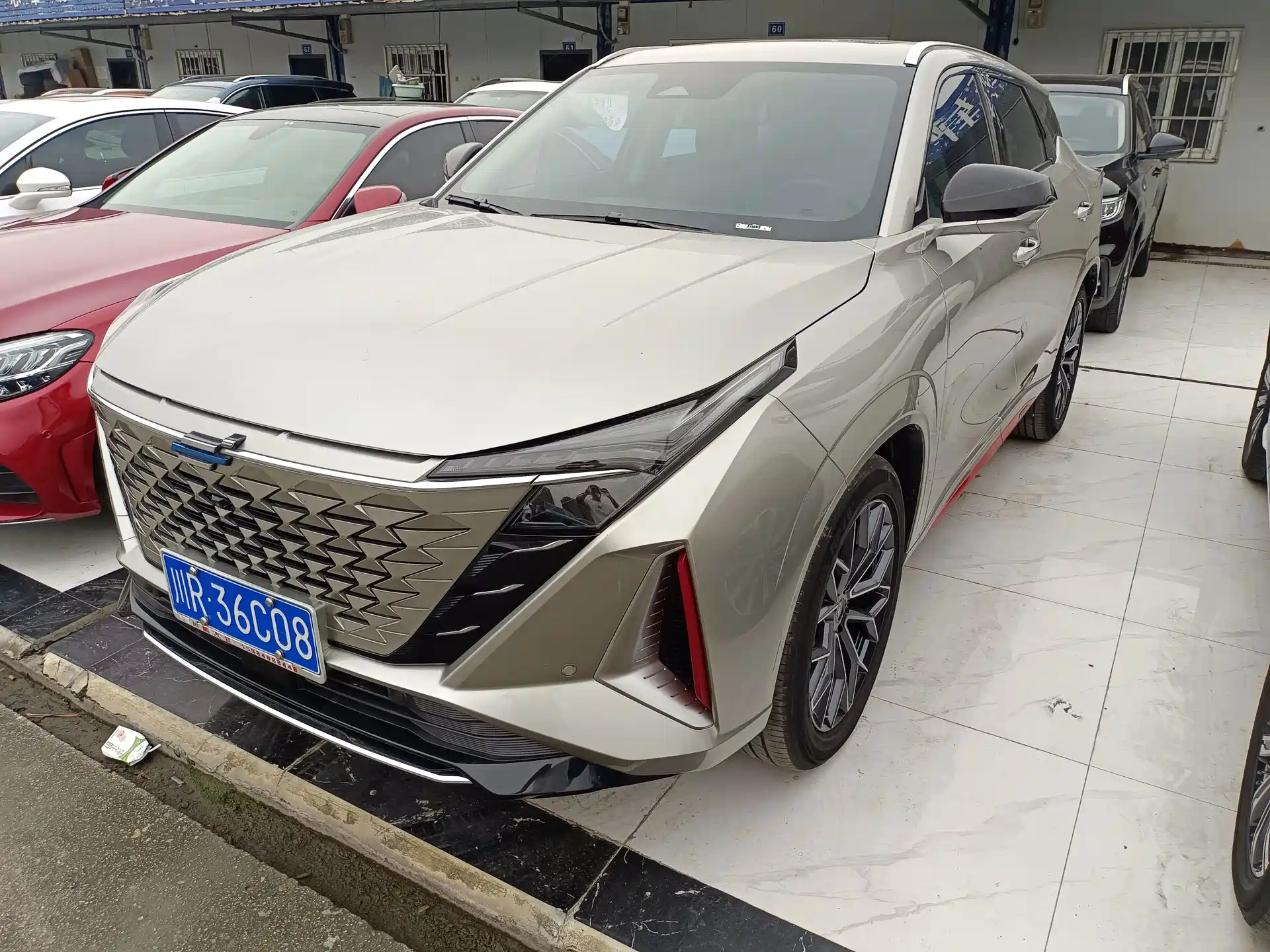 Фото 1 - Changan Oshan Z6