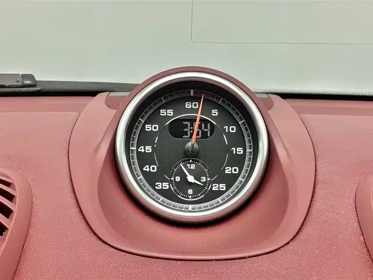 صورة 10 - Porsche 718