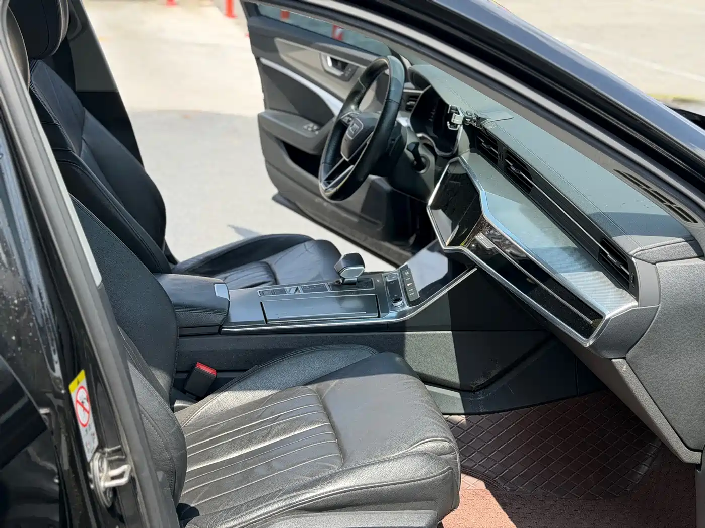 Audi A6L 2021 40 TFSI Luxury Elegance фото 4
