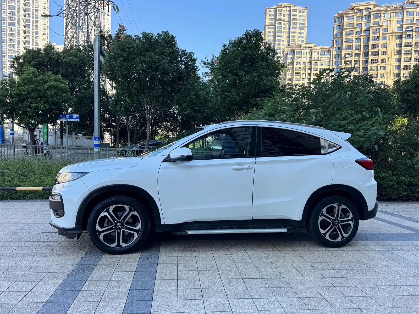 Фото 9 - Honda XR-V