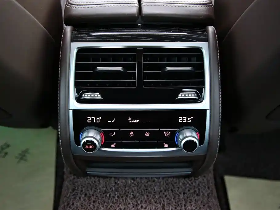 BMW 7 Series 2021 Model 730Li M Sport Package фото 12