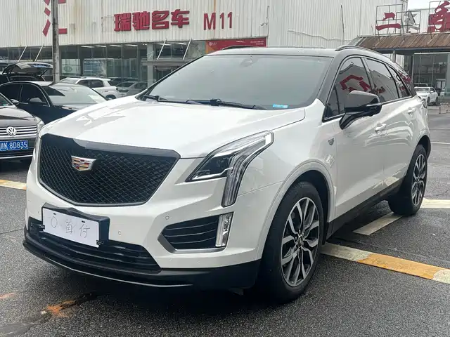 CADILLAC XT5