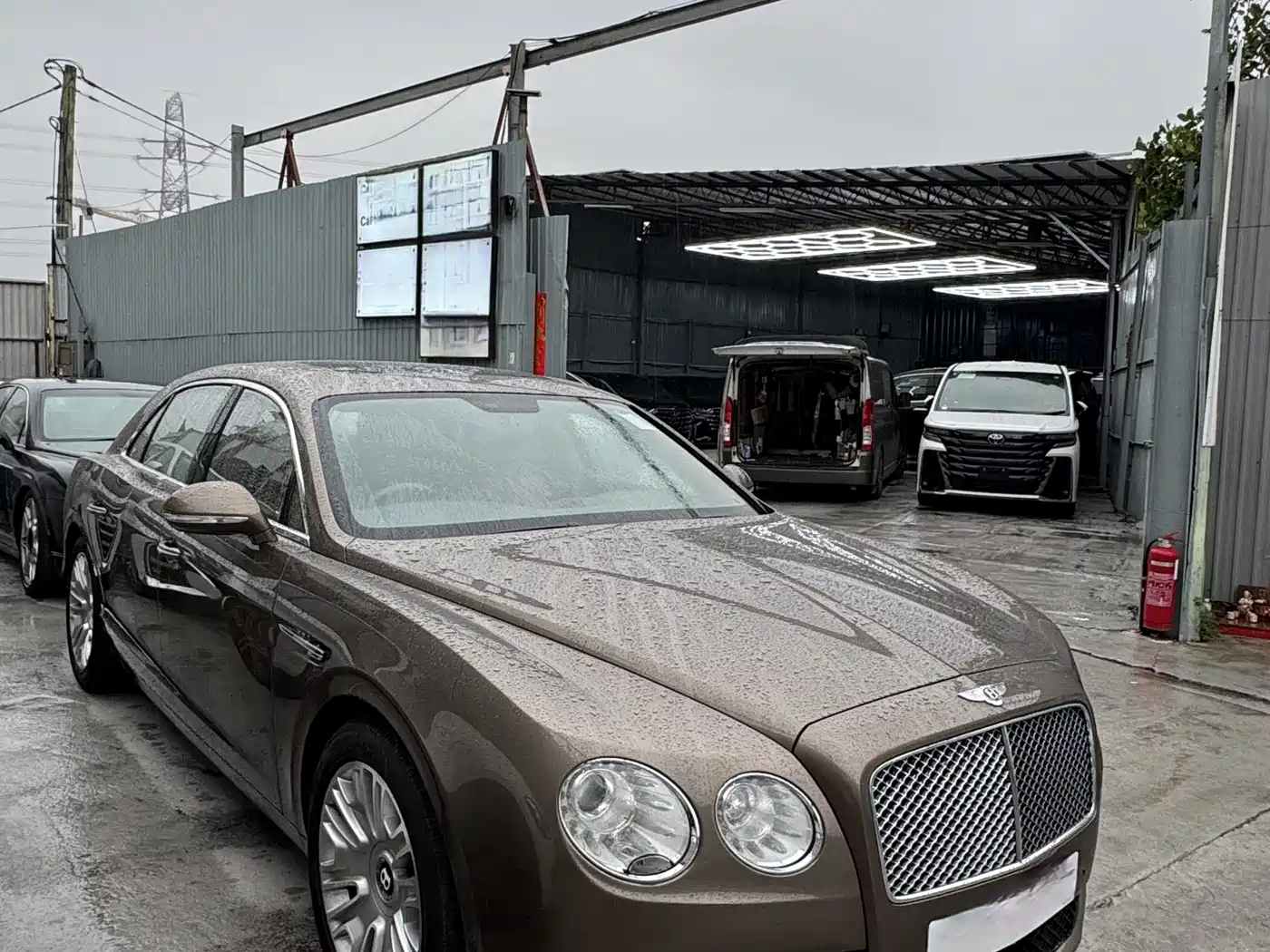 Bentley Flying Spur, 2015 год